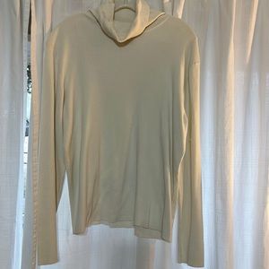 Eddie Bauer cream turtle neck lightweight sweater XL